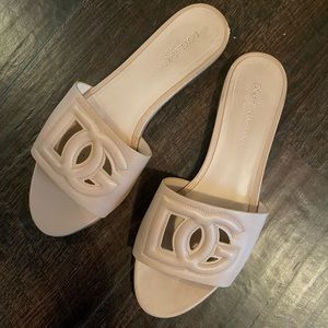 Authentic Dolce & Gabbana nude sandals!